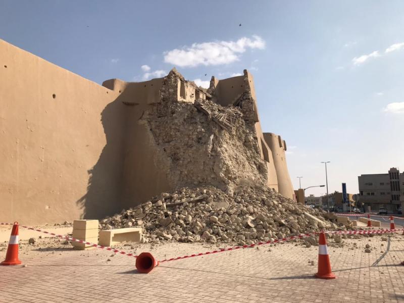 الأحساء .. لا إصابات جراء انهيار سور قصر صاهود