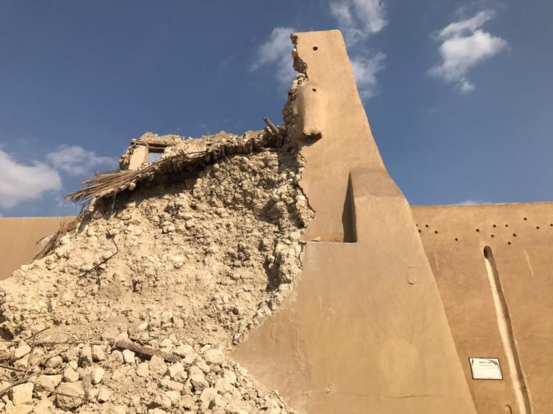 الأحساء .. لا إصابات جراء انهيار سور قصر صاهود
