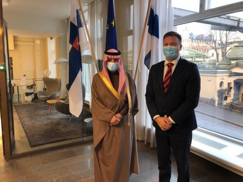 'الجبير' يستعرض العلاقات مع وزير التعاون الدولي الفنلندي
