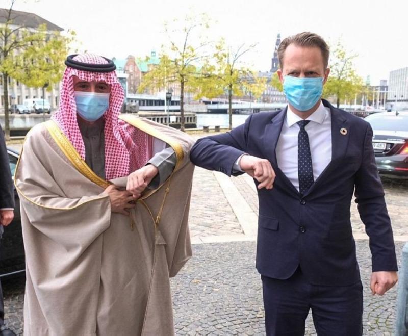 نشاط مكثف لـ«الجبير» في الدنمارك