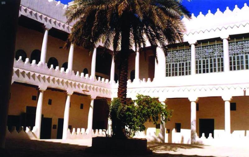 «قصر المربع».. شاهد على قرارات غيرت مجرى التاريخ