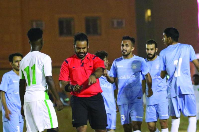 دوري الأحياء يقترب من الحسم