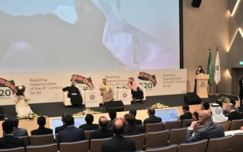 وزير الخارجية: المملكة واجهت تحديات كورونا بعزيمة واقتدار