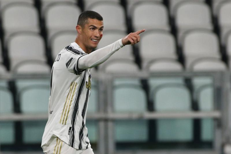 رونالدو يقود يوفنتوس للفوز على كالياري