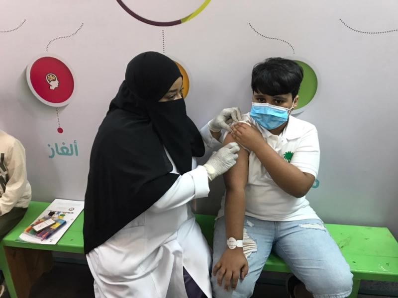 «عالمي الطفل».. تطعيم أيتام الجبيل ضد الإنفلونزا الموسمية