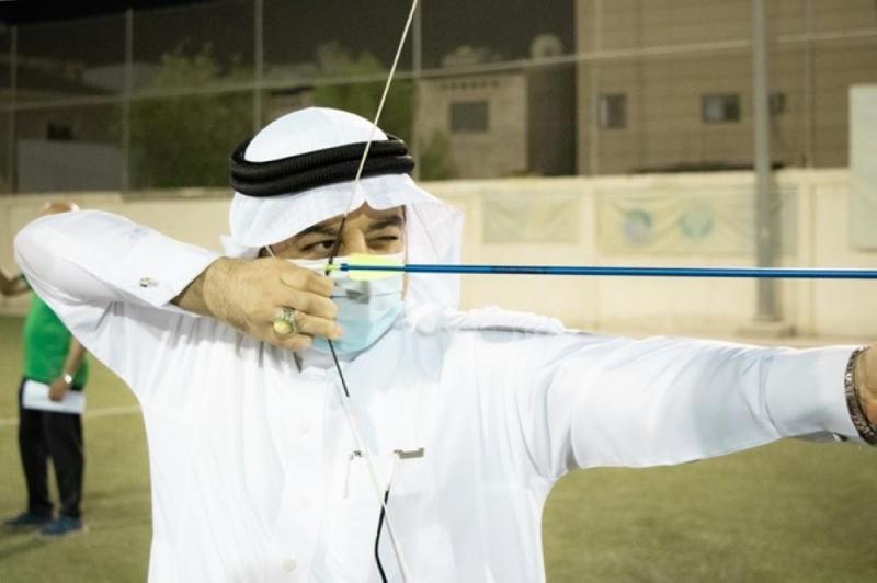 رئيس 