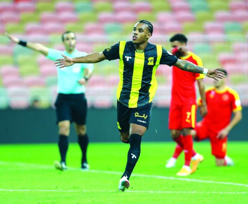 الاتحاد يحصد نقاط القادسية (بالبركة)