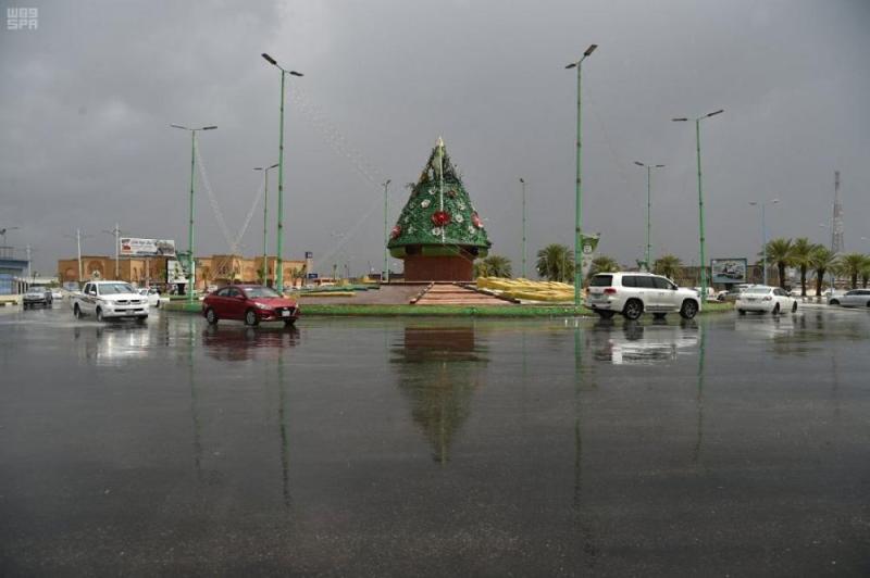 أمطار غزيرة وسيول على جازان حتى الـ 8 مساء