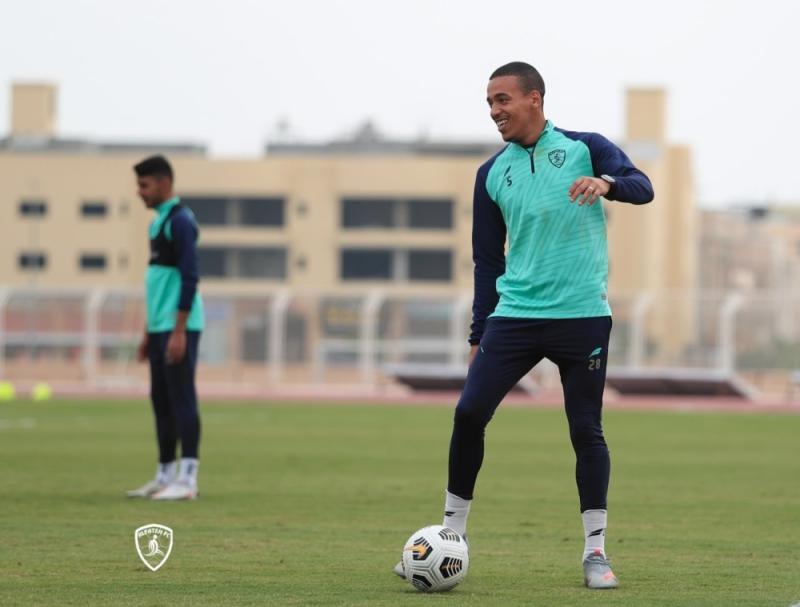 مكافآت مجزية للفتح لإيقاف بطل الدوري والكأس