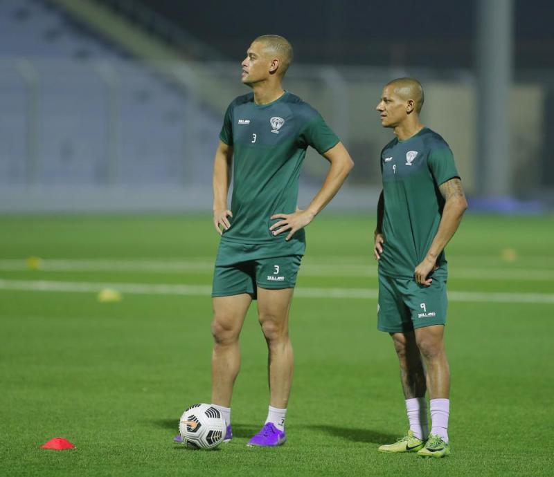هجر يعاود تدريباته استعدادا للنجوم