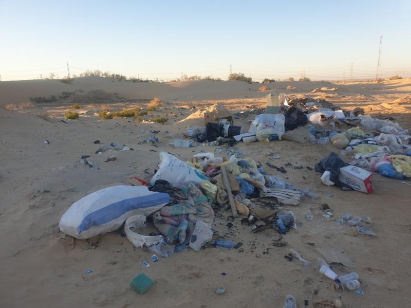 البيئة الصحراوية .. «تئن» من التخريب والعشوائية