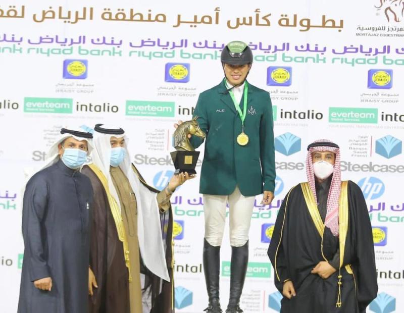 الفارس الشربتلي يفوز بكأس سمو أمير الرياض لقفز الحواجز