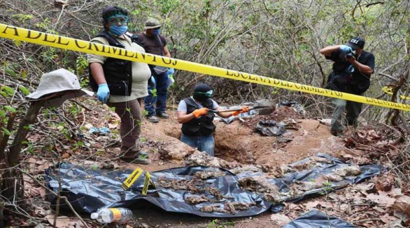 العثور على 131 جثة في مقبرة جماعية بالمكسيك