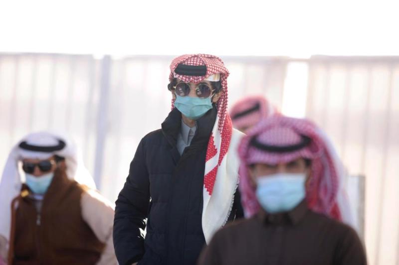 «ابن نادر» أول حاملي «بيرق المؤسس» في مهرجان الإبل
