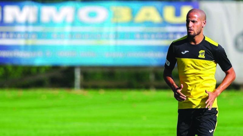 الأحمدي يعزز الاتحاد أمام الشباب