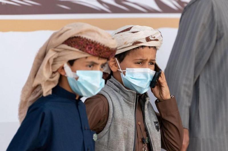 طفل يحقق لقب كأس «صقار المستقبل»