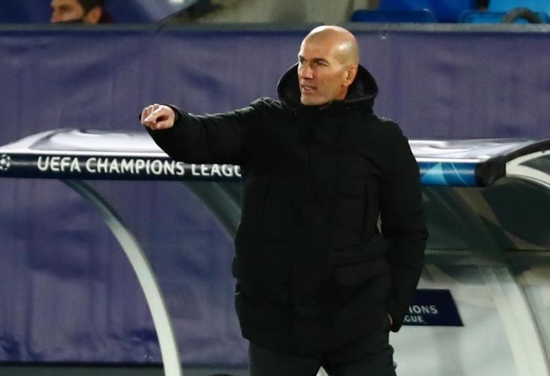 زيدان: الانتقادات جعلت ريال مدريد أقوى