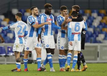 نابولي يعبر سامبدوريا بثنائية في الدوري الإيطالي