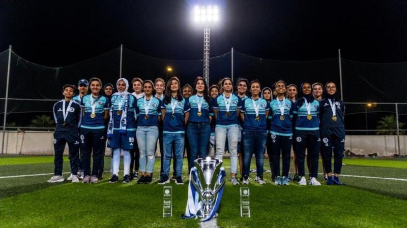 نهائي «الأبطال».. هل تذهب الكأس إلى جدة أم تبقى بالرياض؟