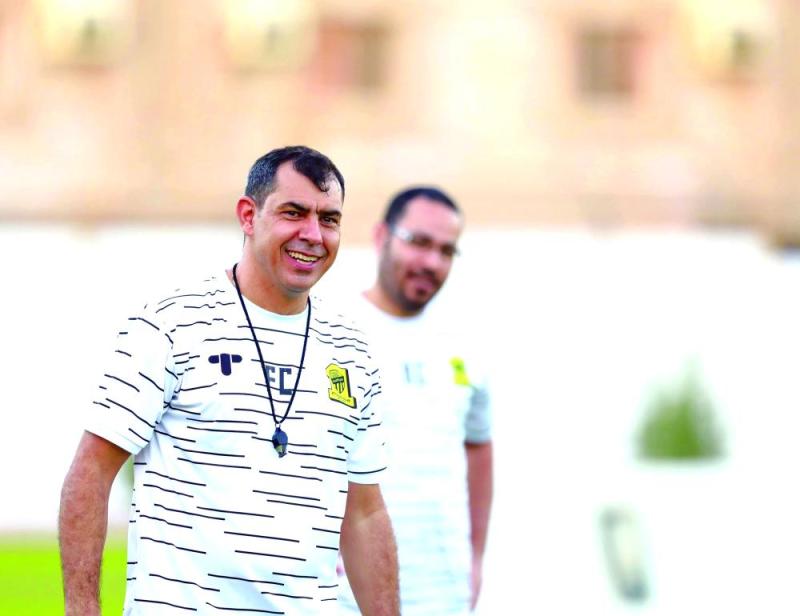 «الرياح» سبب اختيار العميد لملعب الشرائع