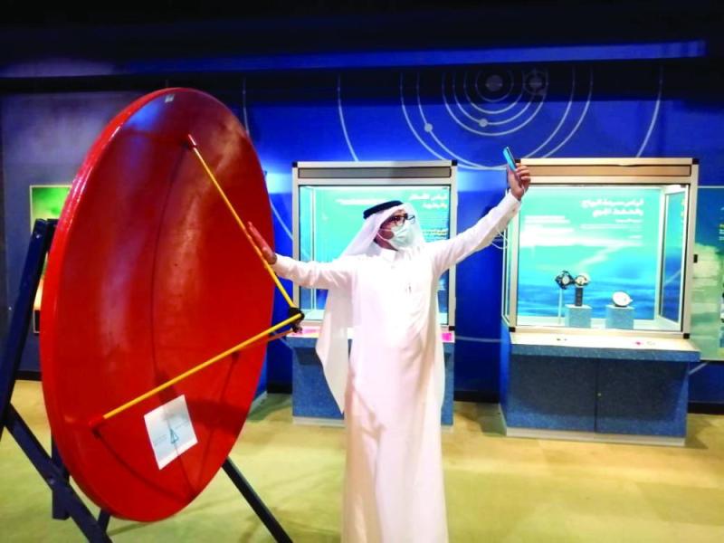 «السعيد» ينقل طلابه إلى «سايتك أونلاين»