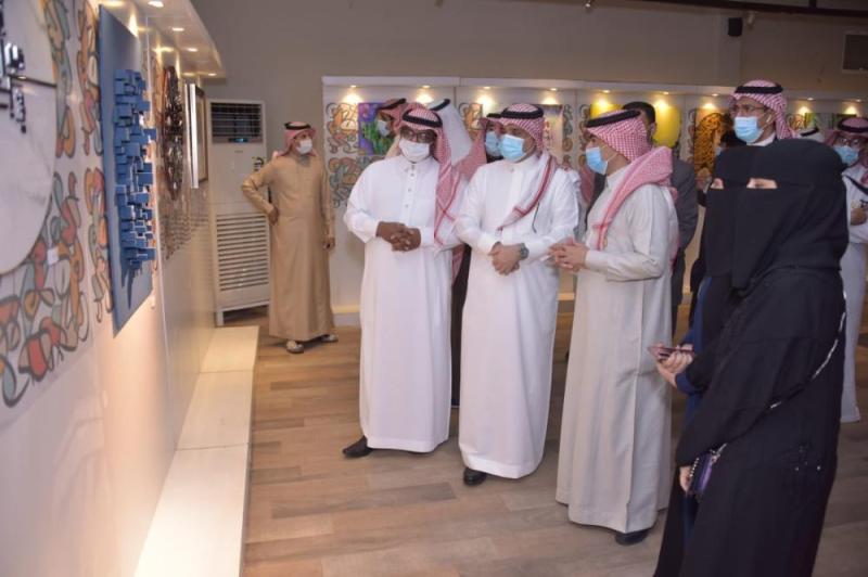 «الشدي» يفتتح «حروفيات» : لوحات مبتكرة وخلابة