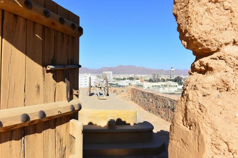 قلعة «أعيرف».. حارس حائل الأمين