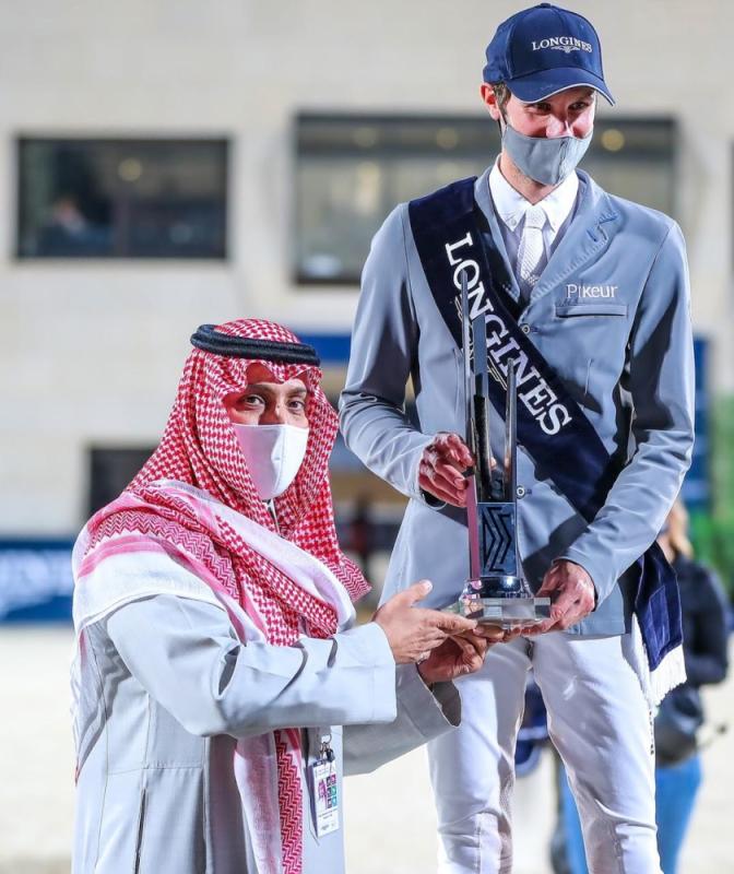 الألماني «كوكوك» يتوج بجائزة «الشوط الكبير»