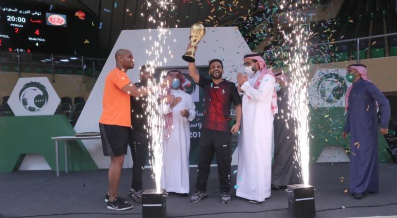 الاتفاق يكوش على ألقاب الصالات