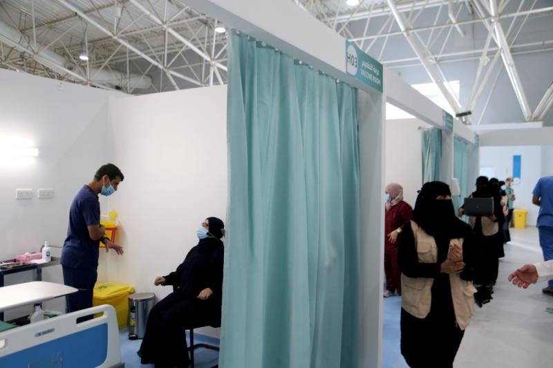 كورونا.. لا طفرات جينية تؤثر على فعالية اللقاح