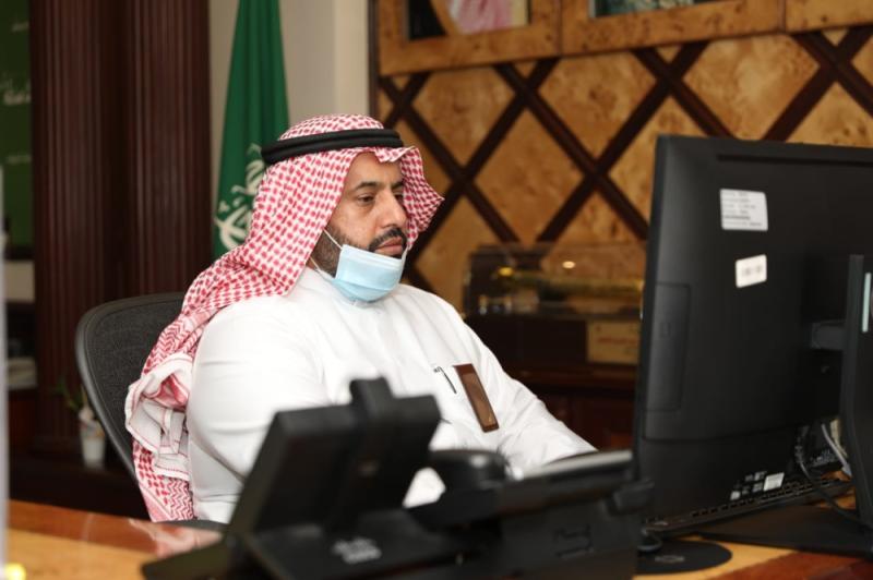 برامج ومبادرات للحفاظ على اللغة العربية