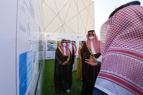 تدشين مركز الخدمات النموذجي بالمدينة المنورة 