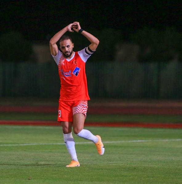 «حزم الصدارة» يتوعد بإخماد «الشعلة»