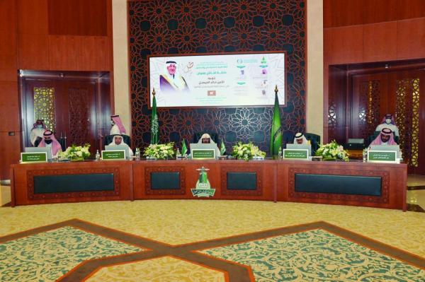جهود الأمير خالد الفيصل في خدمة العربية ونشر ثقافتها