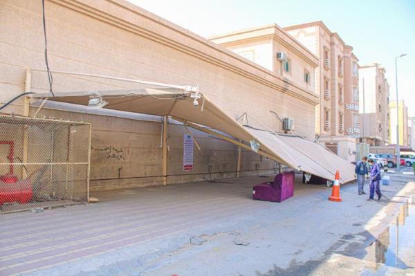 إغلاق مغسلة للسيارات مخالفة بالدمام