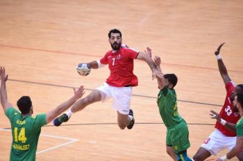 الخليج يعبر الوحدة..والنور يقسو على الروضة