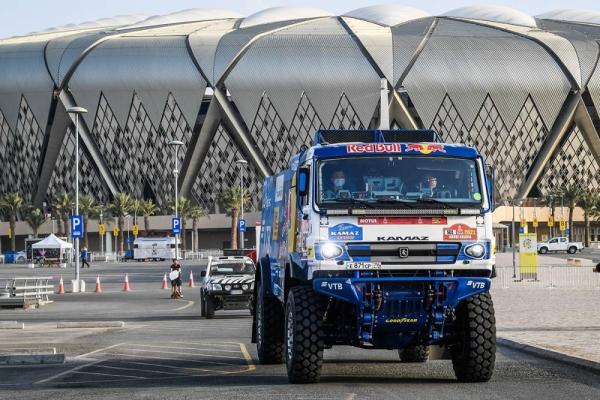 اليوم.. انطلاق رالي داكار السعودية 2021