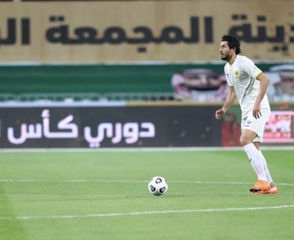 كاريلي يعتمد أجانب الاتحاد لمواجهة الشباب