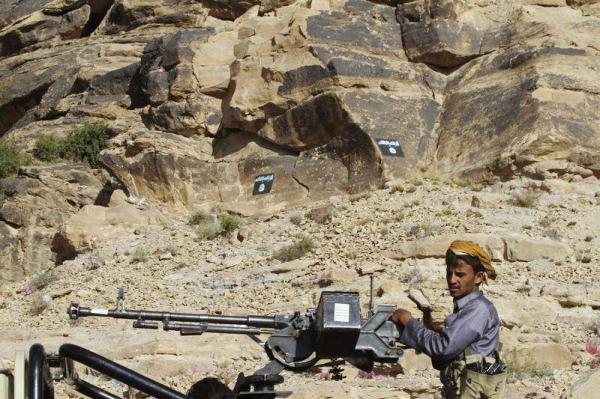 توثيق 73 انتهاكاً حوثياً بحق سكان تعز