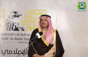محافظ حفر الباطن: الصقارة جزء أصيل من موروثنا