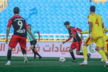 تغريم القادسية 10 آلاف ريال لتأخره في نزول الملعب