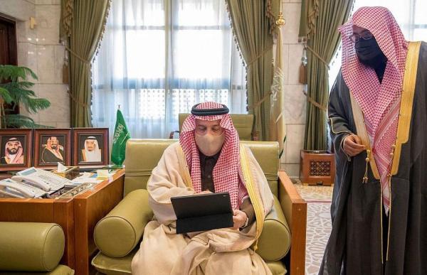 أمير الرياض يدشن حملة 'الخوارج شرار الخلق'