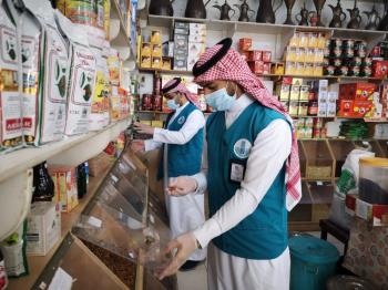 11 مخالفة لـ «تدابير كورونا» في الأسواق والمراكز التجارية
