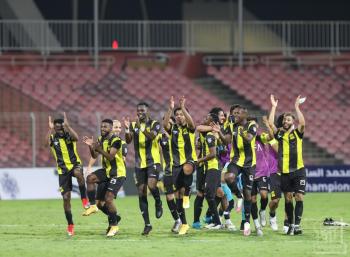 الاتحاد يرفض القيود ويعلن عودة البطل