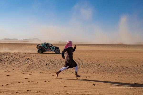 «لاتخاف»ورقصة الترحيب «تتصدر» داكار عالميا