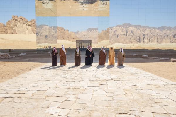 ولي العهد.. جامع الكلمة وموحد الصف العربي الخليجي