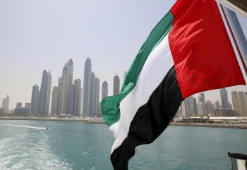 2404 إصابات جديدة بكورونا في الإمارات