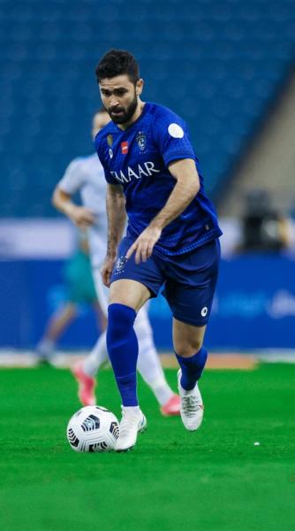 فييتو الهلال.. «مستمر»