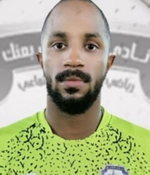 السويسي والبطي في صدارة الكلين شيت