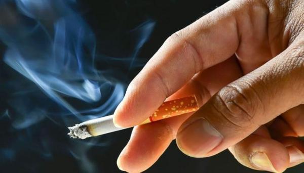 التدخين يزيد خطر الإصابة بـ«كوفيد- 19»